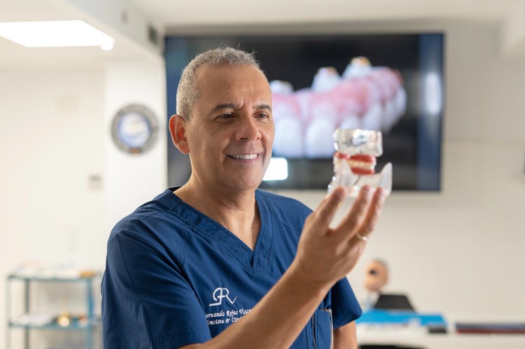 Dr. Rojas-Vizcaya